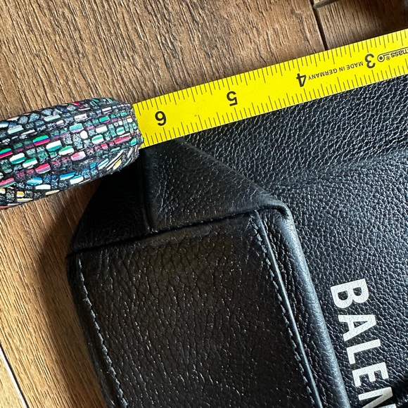 BALENCIAGA SMALL LEATHER PURSE - Picture 10 of 10